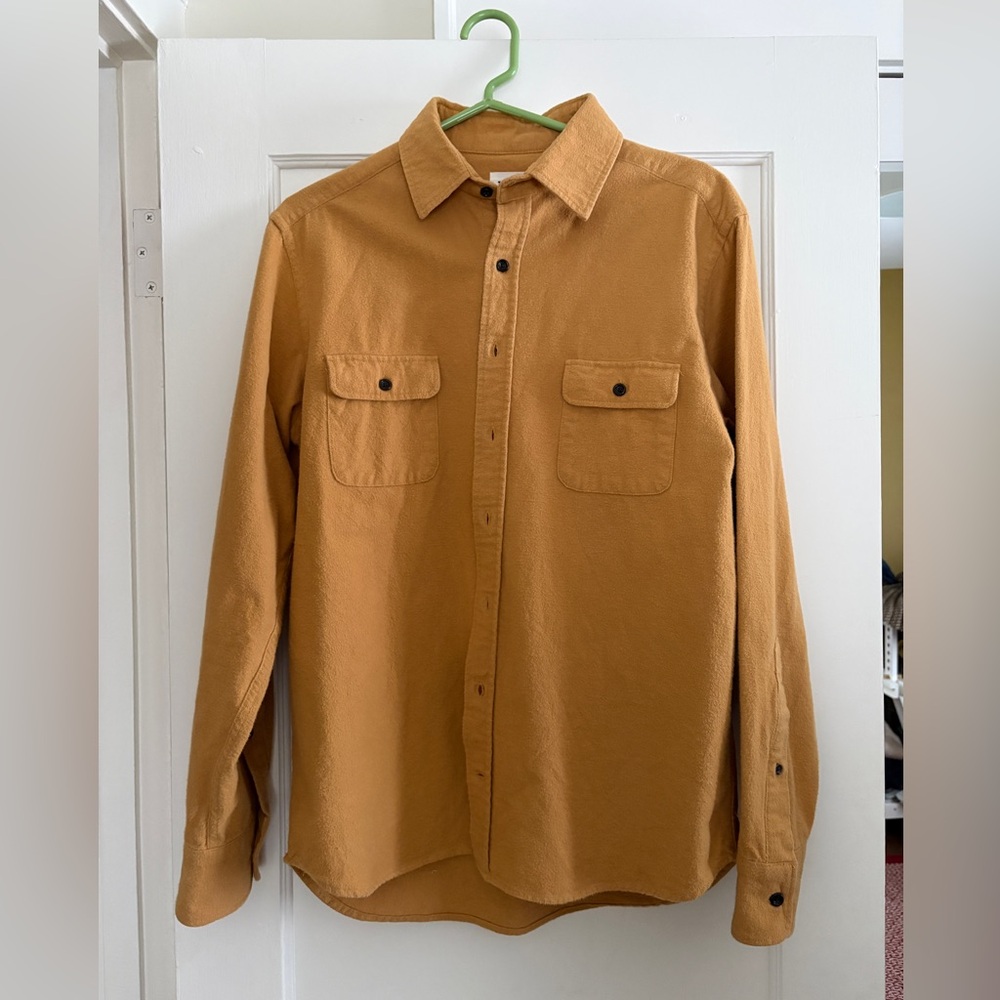 Taylor Stitch Men’s Golden Yellow Cotton Button-Up